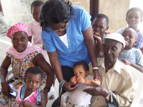 Ogoowair—Supporting